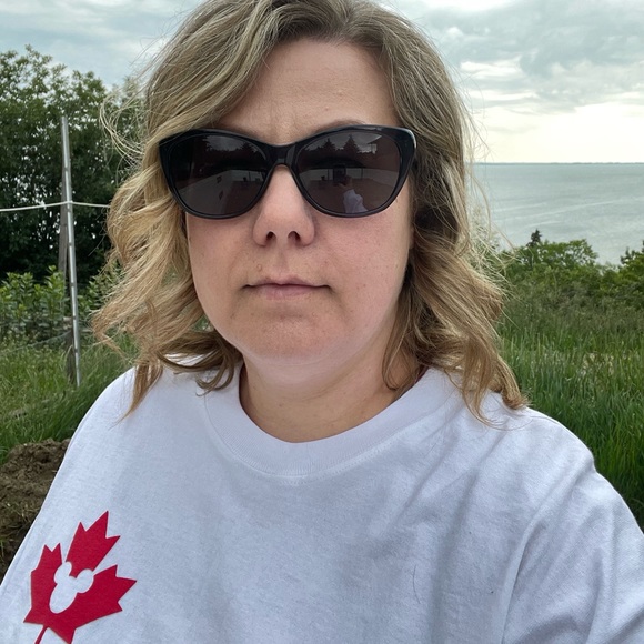 Meet your Posher, Michelle - Picture 4 of 5